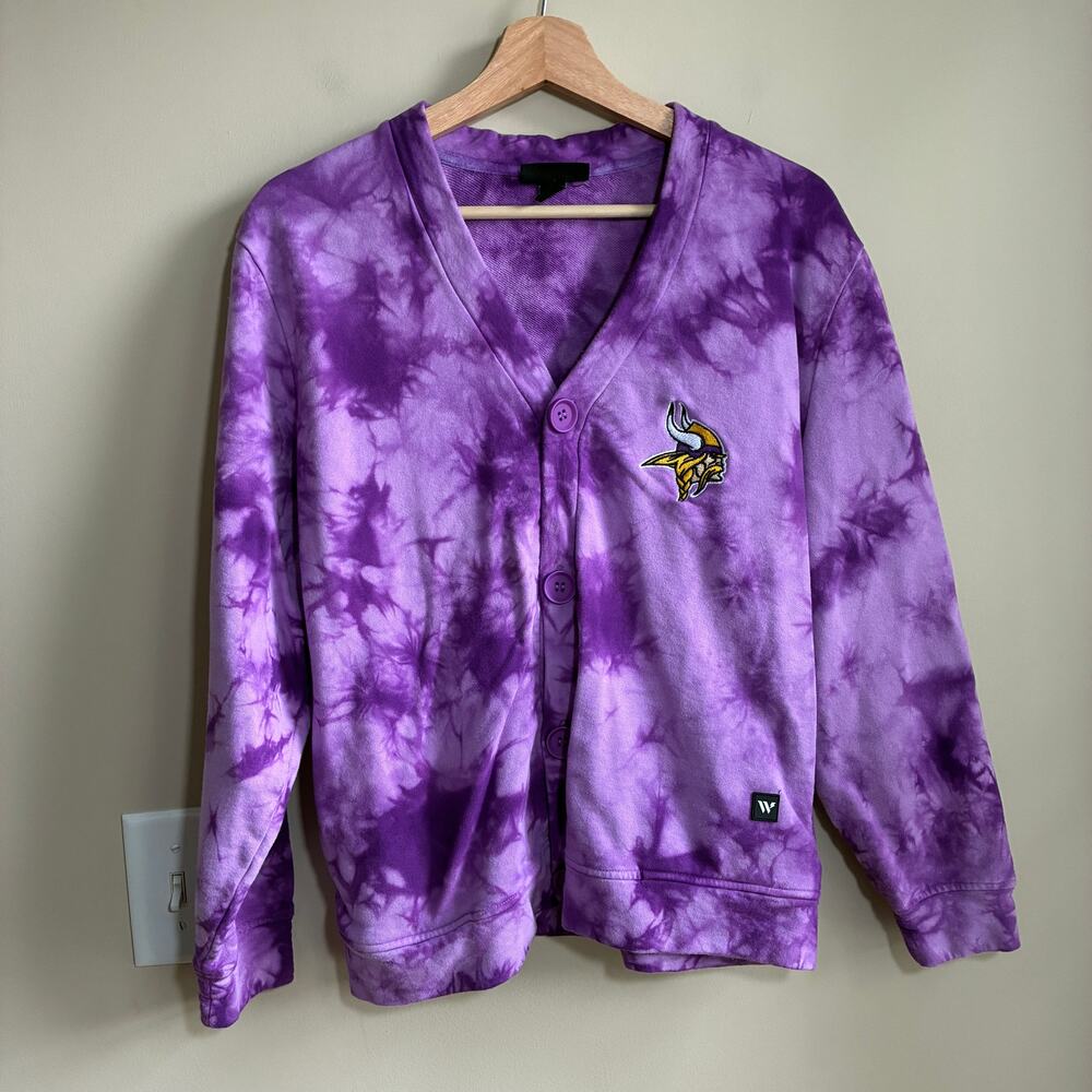 The Wild Collective Minnesota Vikings purple button front sweater women's small